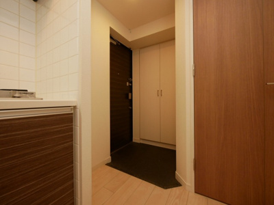 【玄関】 | プレサンス堺筋本町駅前 | 落ち着いた玄関です