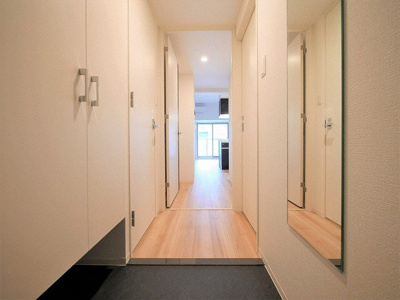 【玄関】 | セレニテ堺筋本町リアン | 玄関です