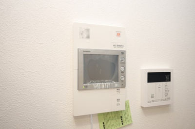 【セキュリティ】 | MELDIA CREST 桜ノ宮 Kirsch | モニター付きインターホンです