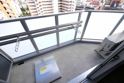 【バルコニー】 | MELDIA CREST 桜ノ宮 Kirsch | 陽当たり良好なバルコニーです