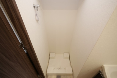 【設備】 | MELDIA CREST 桜ノ宮 Kirsch | 洗濯機置き場です