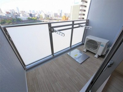 【バルコニー】 | プレサンス桜ノ宮イーサリアル | お洗濯にも便利なバルコニー付き