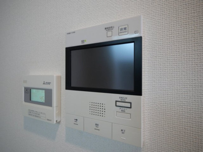 【セキュリティ】 | セレニテ福島カルム | モニター付きインターホンです