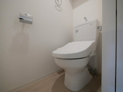【トイレ】 | セレニテ福島カルム | ゆったりとした空間のトイレです