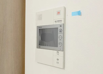 【セキュリティ】 | レジュールアッシュアーバンリッシュ | モニター付きインターホンです