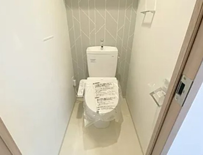 【トイレ】 | レジュールアッシュアーバンリッシュ | 清潔感のあるトイレです