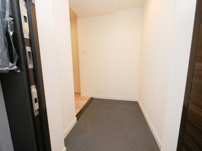 【玄関】 | プレサンス心斎橋ニスト | 落ち着いた玄関です