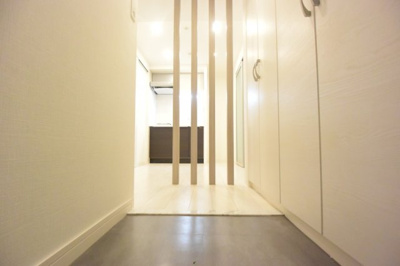 【玄関】 | ララプレイス大阪城WESTEN | 落ち着いた玄関です