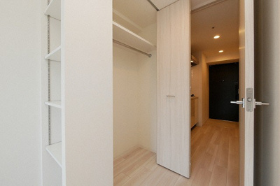 【収納】 | S-RESIDENCE堺筋本町Deux | 専用の収納スペースです