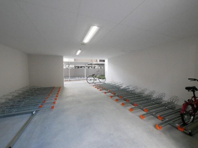 【その他共用部分】 | エステムコート大阪WESTⅡ | 駐輪場です