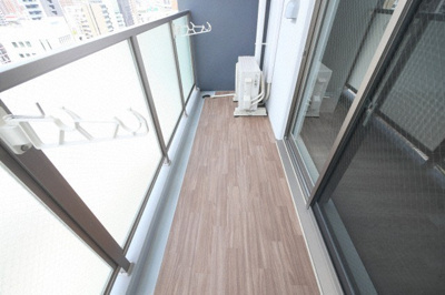 【バルコニー】 | ArtizA西長堀 | 陽当たり良好なバルコニーです