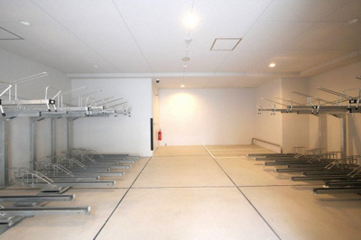 【その他共用部分】 | ArtizA西長堀 | 駐輪場です