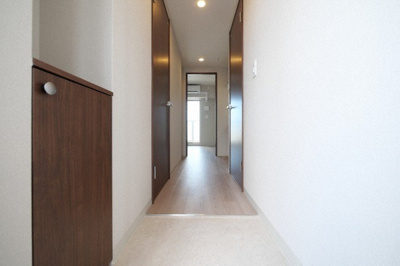 【玄関】 | ArtizA西長堀 | 毎日通る玄関はこちらです