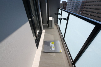 【バルコニー】 | 大阪難波Noah | 陽当たり良好なバルコニーです
