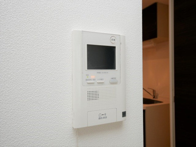 【セキュリティ】 | レオンコンフォート難波サウスゲート | モニター付きインターホンです