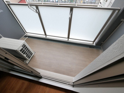 【バルコニー】 | ファステート大阪マジョリティ | 暖かな日差しのふりそそぐバルコニー