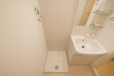 【設備】 | S-RESIDENCE新大阪WEST | 洗濯機置き場です