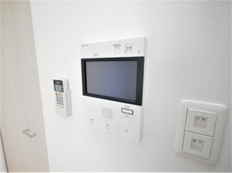 【セキュリティ】 | S-RESIDENCE新大阪Ridente | モニター付きインターホンです