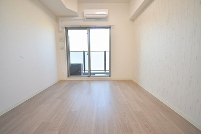 【居間・リビング】 | プレサンスOSAKA三国ネオス | こちらの居間で趣味の時間をお楽しみください