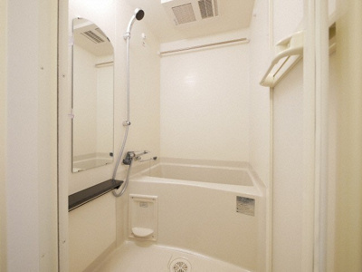 【浴室】 | プレサンス大手前ピリオド | 日々の暮らしに欠かせないお風呂です