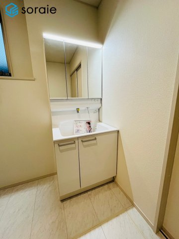 川越市南大塚４丁目　いろどりアイタウンの独立洗面台