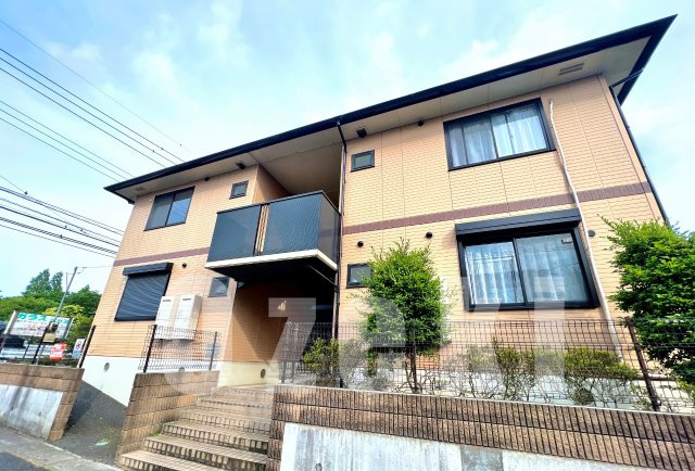 リバーエステート