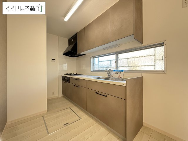 【キッチン】 | 深谷市高島　中古住宅   | 現地(2025年12月撮影)