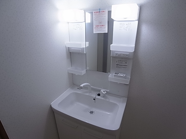 神戸市北区鈴蘭台北町３丁目の賃貸マンションの洗面所|シャンプードレッサー