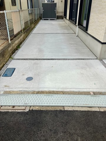 谷原戸建の駐車場