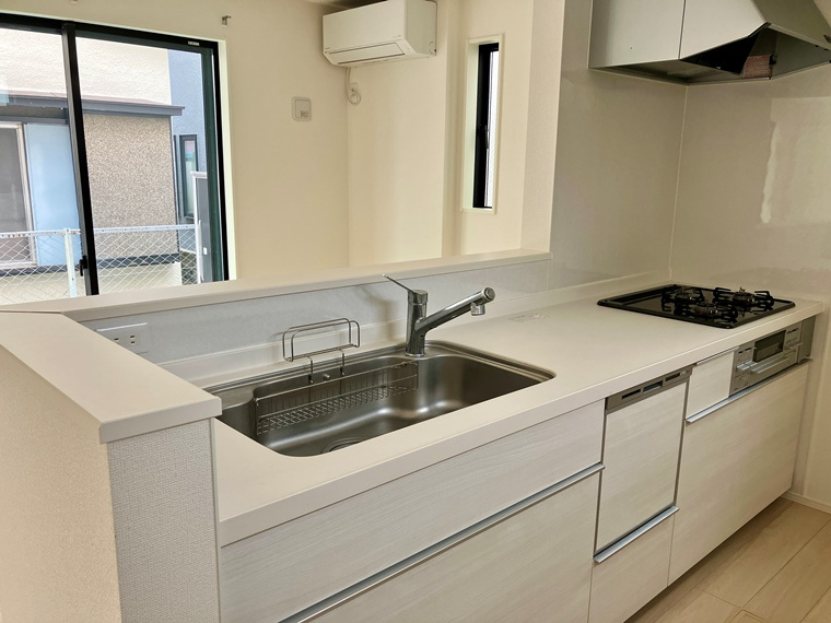 谷原戸建のキッチン