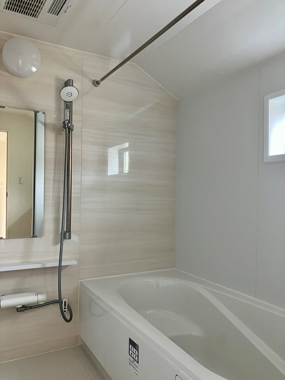 谷原戸建の浴室