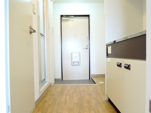 池上マンションの玄関