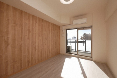 【居間・リビング】 | プレサンス大国町ラヴェニール | おしゃれなリビングです