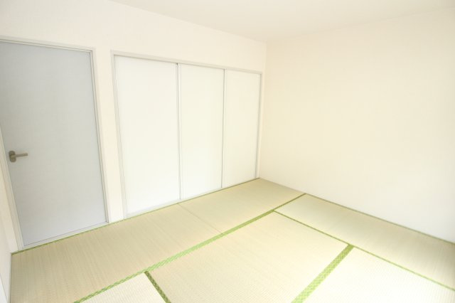 熊本市東区錦ケ丘のアパートの和室|和室があると落ち着いた雰囲気になりますね