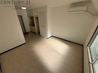 CRASIS苦楽園プラザの居間