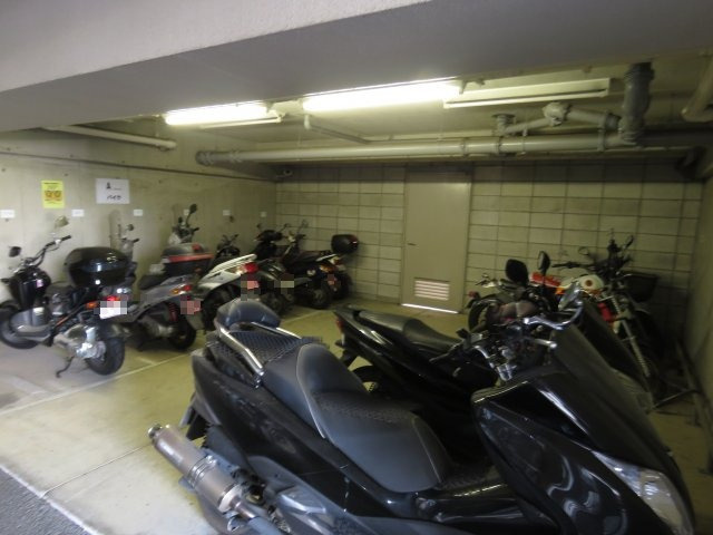 リバーサイド川越のその他共用部分|バイク置場