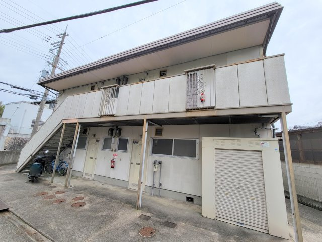 米沢ハイツの外観