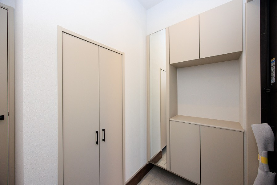 アーキデイズ　遠賀郡水巻町吉田東５丁目の玄関