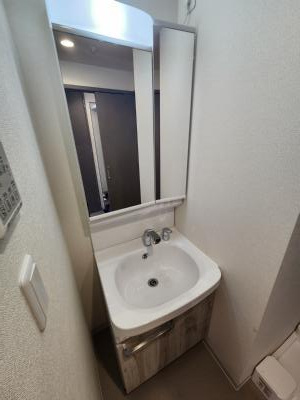 プレサンス京都室町通紫水の独立洗面台