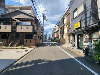 プレサンス京都室町通紫水の周辺|前面道路