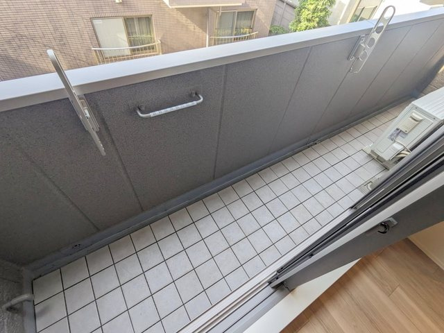 ヴァンヴェール松原のバルコニー