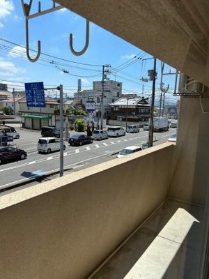 【バルコニー】 | ノイシュロス久万ノ台