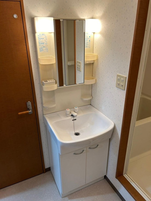 【洗面所】 | ノイシュロス久万ノ台