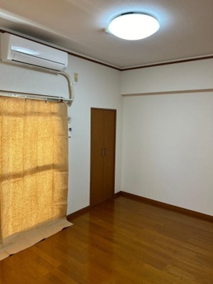 【洋室】 | ノイシュロス久万ノ台