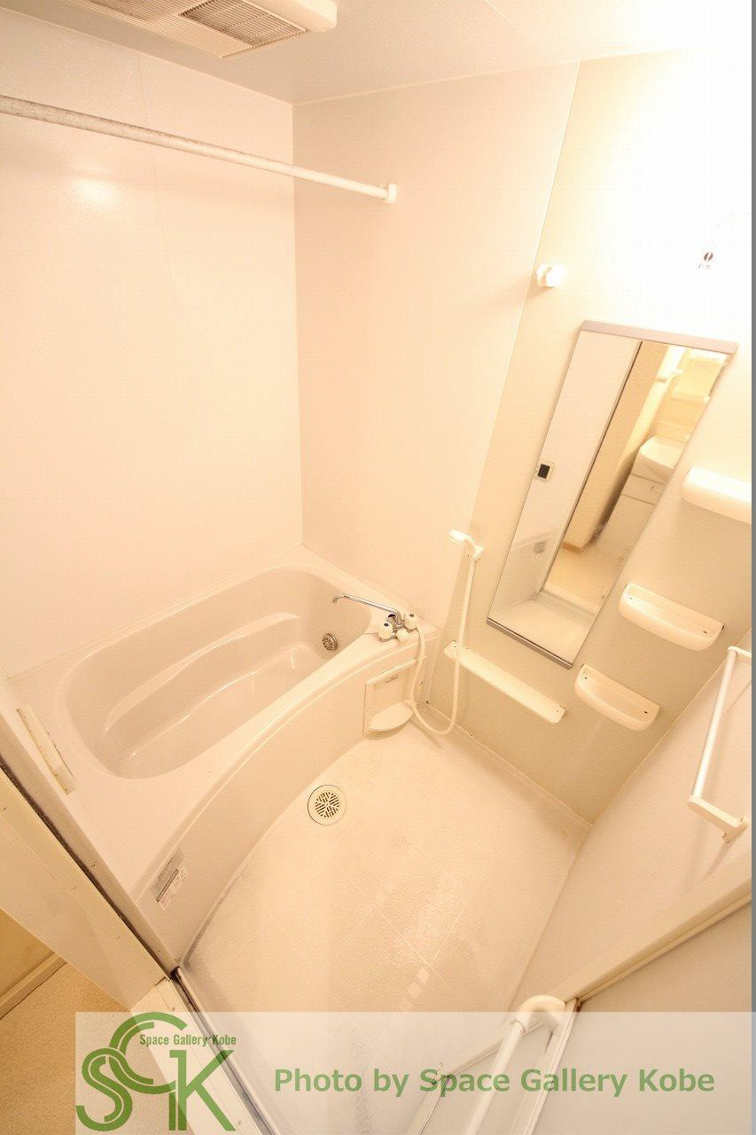 グレイスフルⅠの浴室|※お部屋により仕様が異なる場合があります。