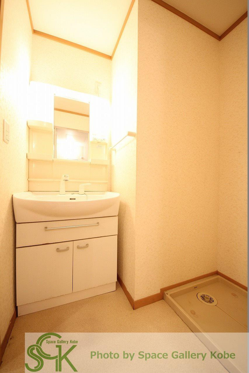 グレイスフルⅠの洗面所|※お部屋により仕様が異なる場合があります。