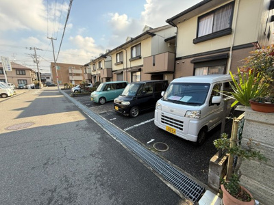 【駐車場】 | ヴィルヌールドガ