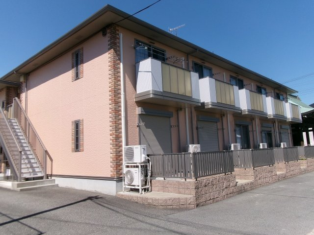 コンフォート小山Bの外観