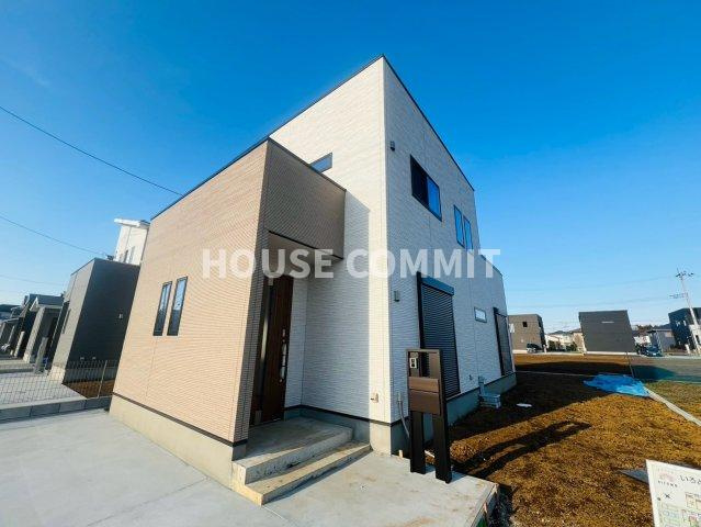 いろどりアイタウン富里町七栄　4号棟の外観