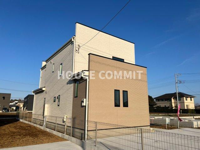 いろどりアイタウン富里町七栄　4号棟の外観